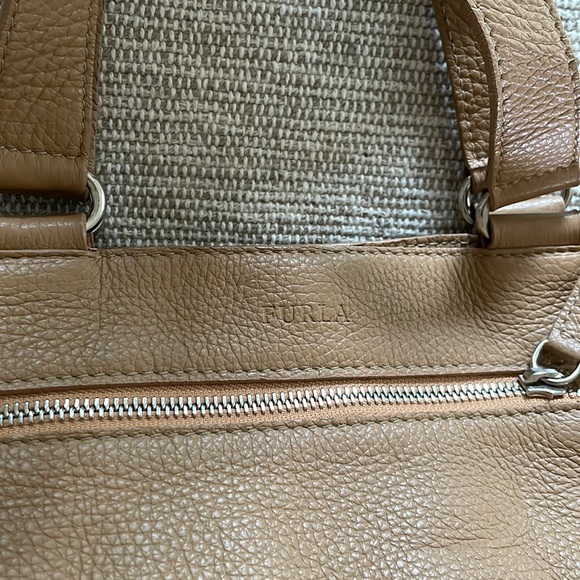 FURLA Made in Italy genuine leather pebbled mini tote beige - Picture 6 of 14
